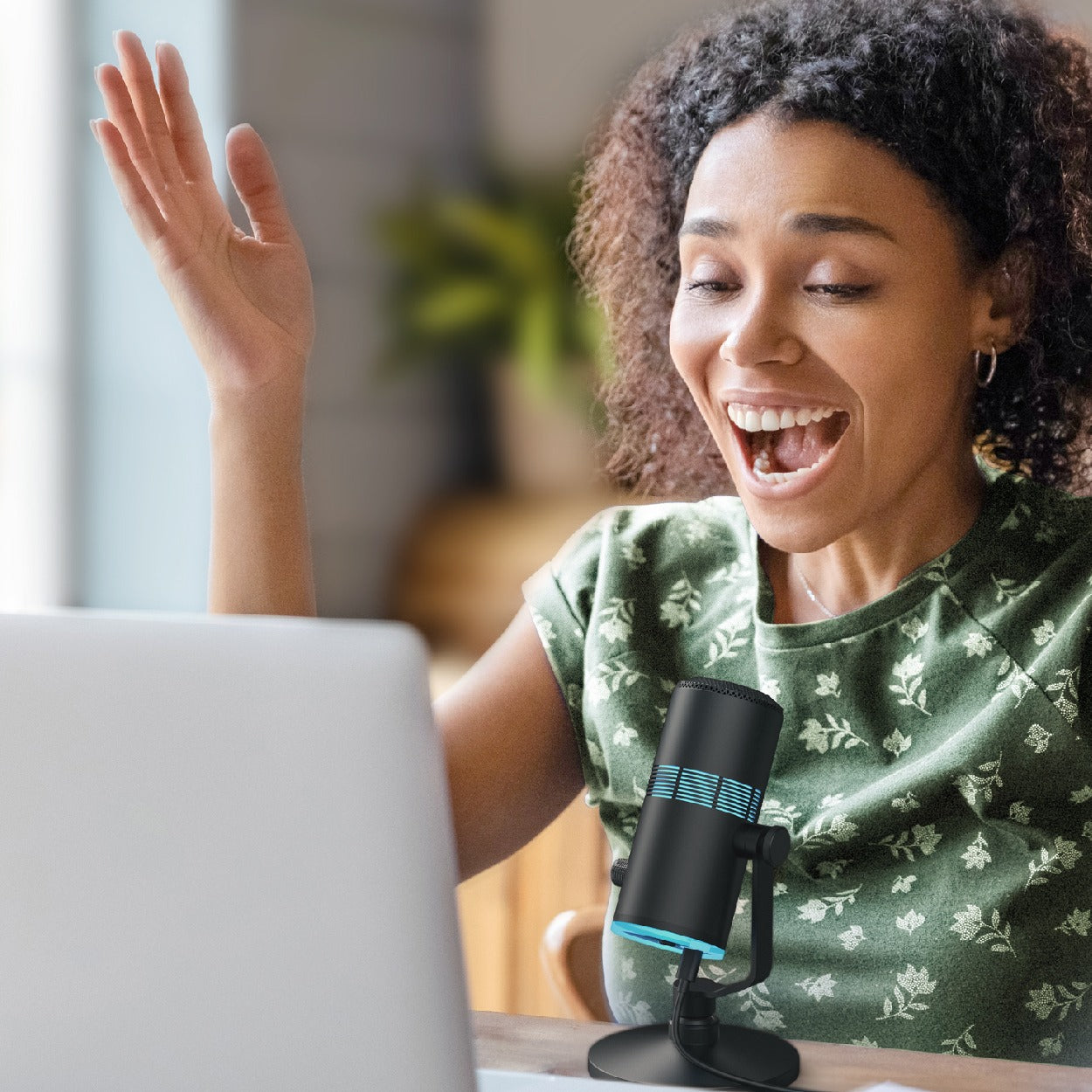PowerCast M300 Microphone